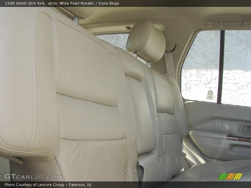 Arctic White Pearl Metallic / Stone Beige 1998 Infiniti QX4 4x4