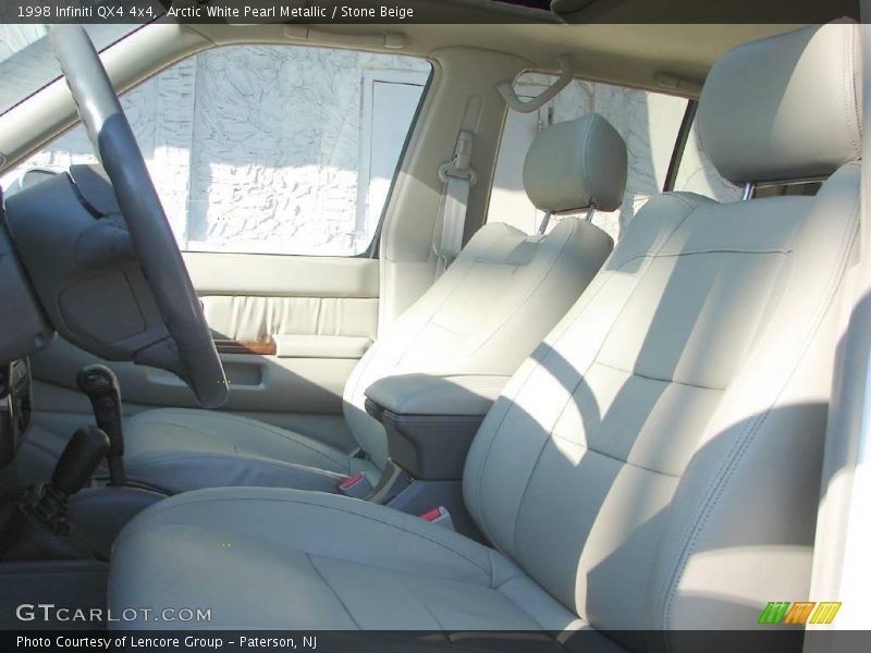 Arctic White Pearl Metallic / Stone Beige 1998 Infiniti QX4 4x4