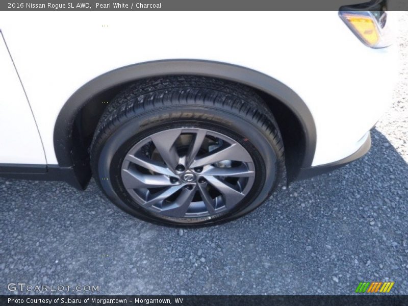 Pearl White / Charcoal 2016 Nissan Rogue SL AWD