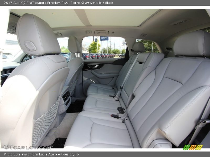 Rear Seat of 2017 Q7 3.0T quattro Premium Plus