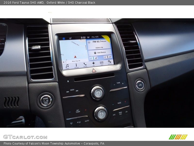 Oxford White / SHO Charcoal Black 2016 Ford Taurus SHO AWD