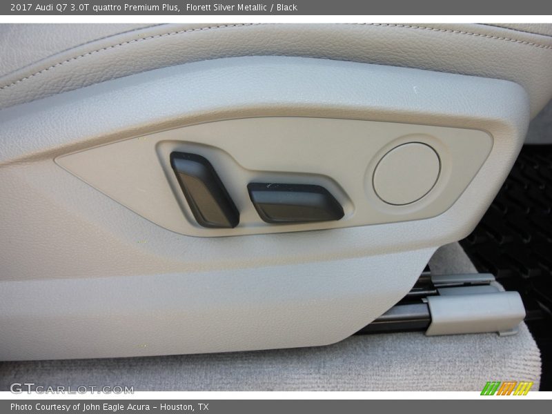 Controls of 2017 Q7 3.0T quattro Premium Plus
