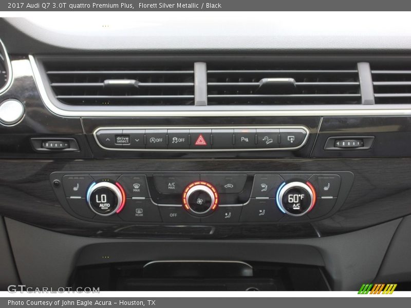 Controls of 2017 Q7 3.0T quattro Premium Plus
