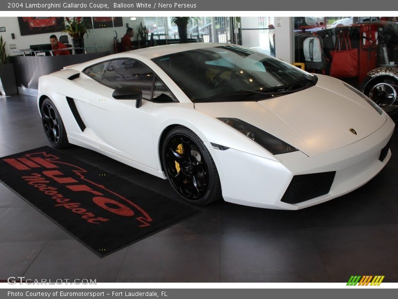 Balloon White / Nero Perseus 2004 Lamborghini Gallardo Coupe