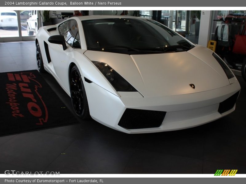 Balloon White / Nero Perseus 2004 Lamborghini Gallardo Coupe