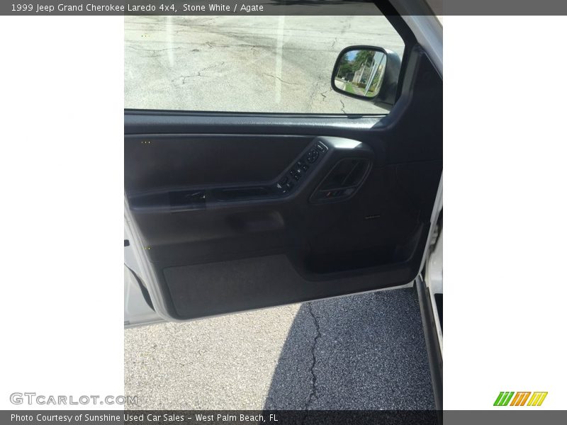 Stone White / Agate 1999 Jeep Grand Cherokee Laredo 4x4
