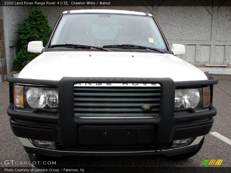 Chawton White / Walnut 2000 Land Rover Range Rover 4.0 SE