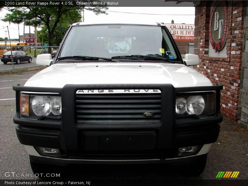 Chawton White / Walnut 2000 Land Rover Range Rover 4.0 SE