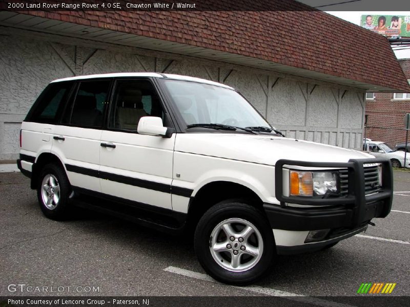 Chawton White / Walnut 2000 Land Rover Range Rover 4.0 SE