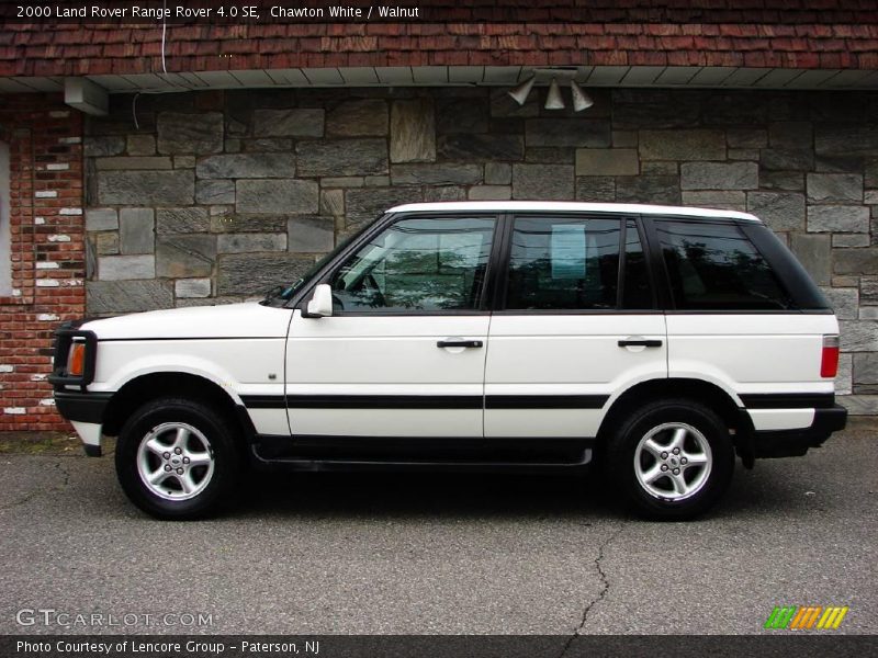 Chawton White / Walnut 2000 Land Rover Range Rover 4.0 SE