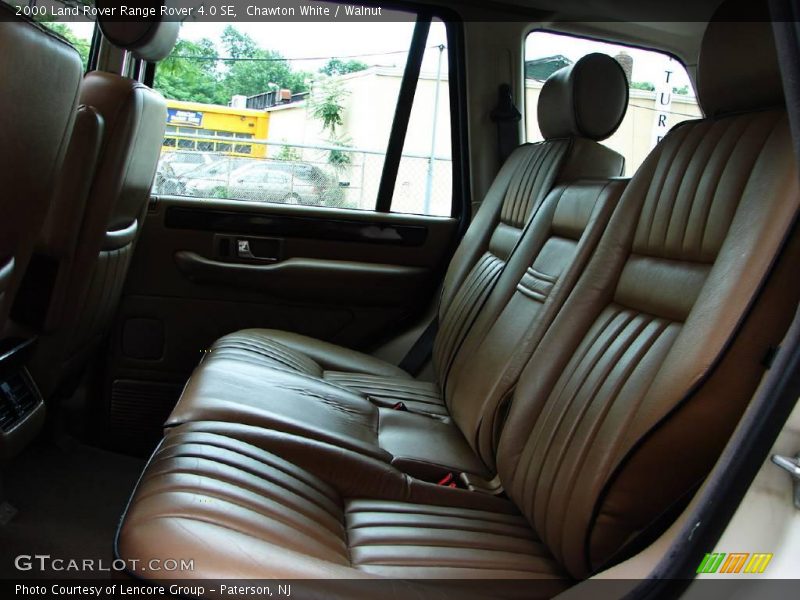 Chawton White / Walnut 2000 Land Rover Range Rover 4.0 SE