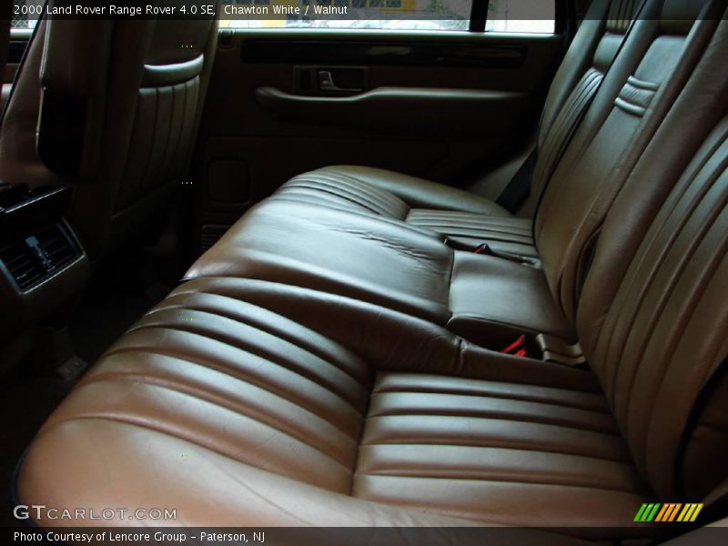 Chawton White / Walnut 2000 Land Rover Range Rover 4.0 SE