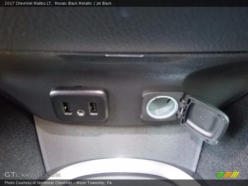 Mosaic Black Metallic / Jet Black 2017 Chevrolet Malibu LT