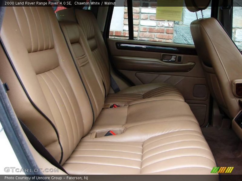 Chawton White / Walnut 2000 Land Rover Range Rover 4.0 SE