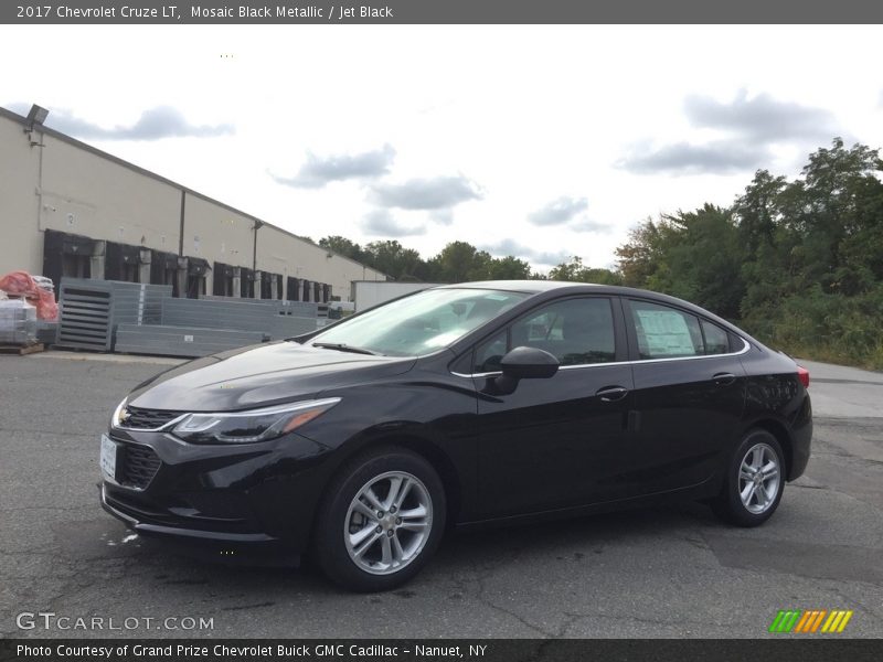Mosaic Black Metallic / Jet Black 2017 Chevrolet Cruze LT
