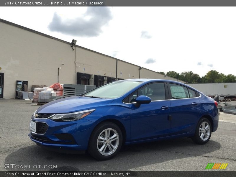 Kinetic Blue Metallic / Jet Black 2017 Chevrolet Cruze LT