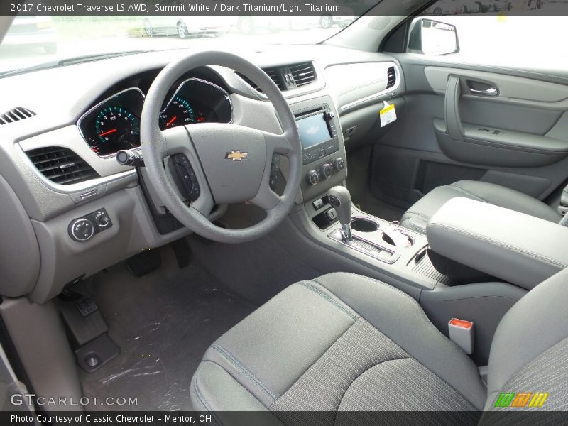 Summit White / Dark Titanium/Light Titanium 2017 Chevrolet Traverse LS AWD