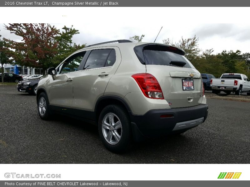 Champagne Silver Metallic / Jet Black 2016 Chevrolet Trax LT