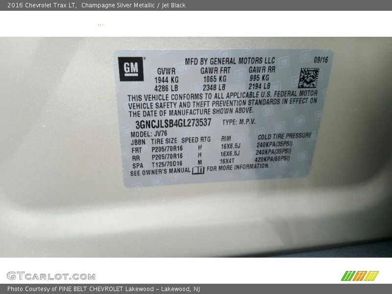 Champagne Silver Metallic / Jet Black 2016 Chevrolet Trax LT