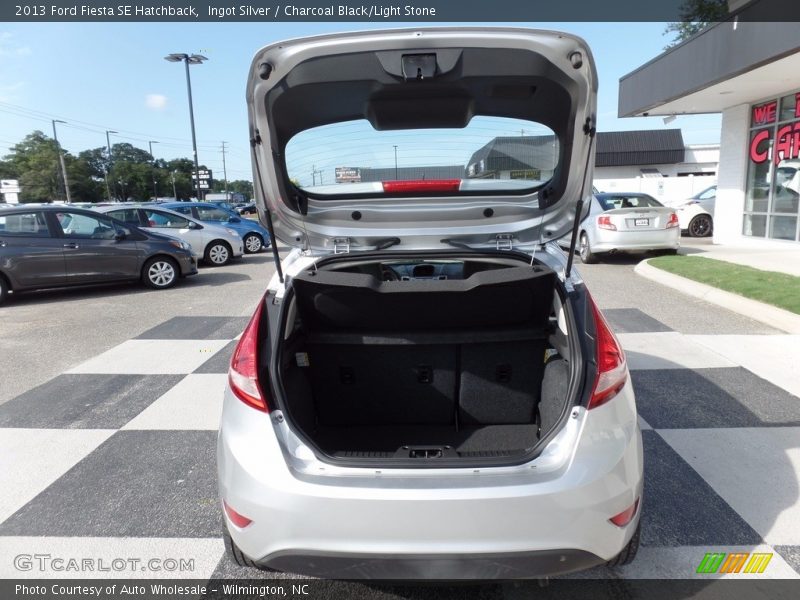 Ingot Silver / Charcoal Black/Light Stone 2013 Ford Fiesta SE Hatchback