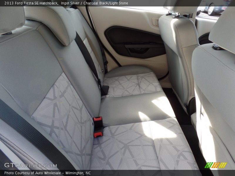 Ingot Silver / Charcoal Black/Light Stone 2013 Ford Fiesta SE Hatchback