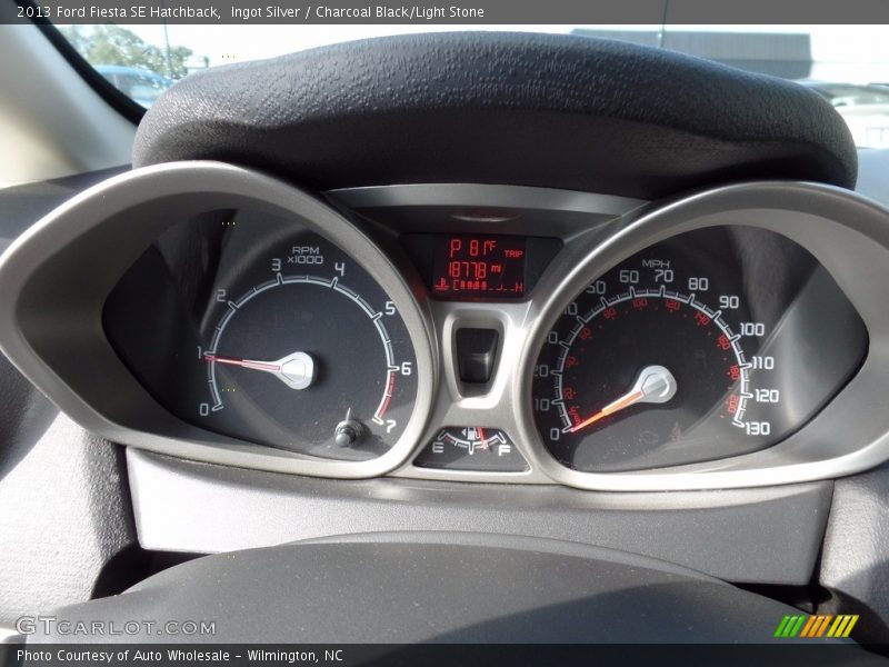 Ingot Silver / Charcoal Black/Light Stone 2013 Ford Fiesta SE Hatchback