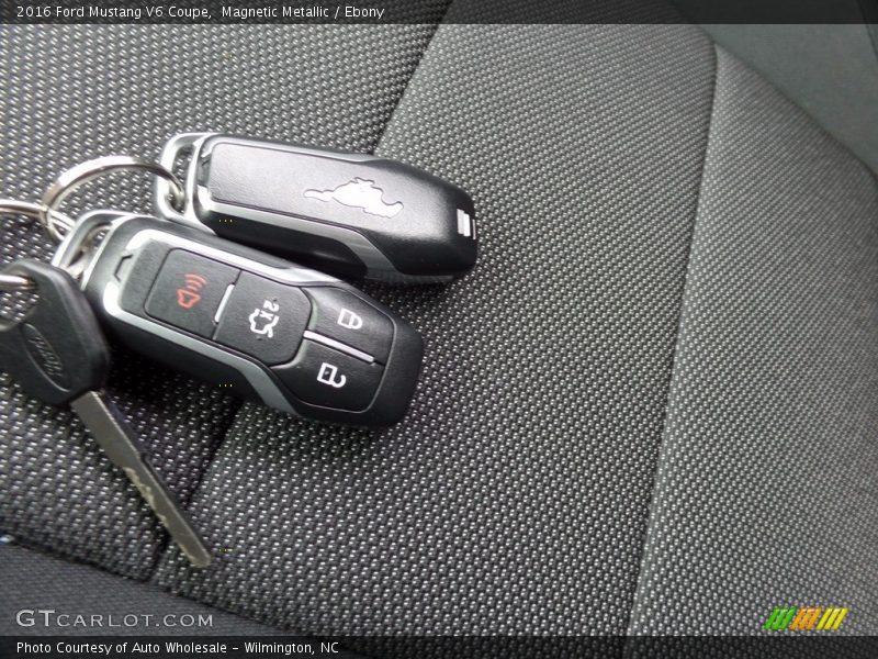 Magnetic Metallic / Ebony 2016 Ford Mustang V6 Coupe