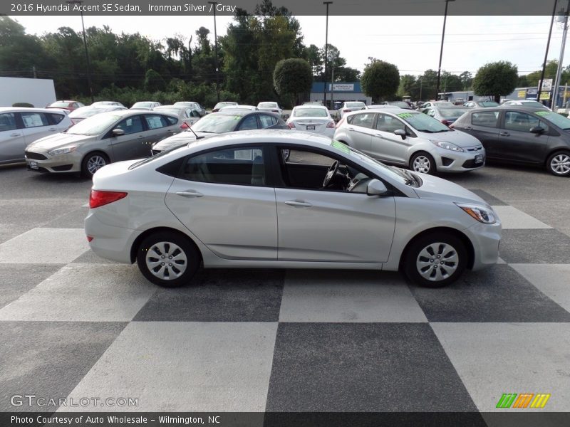 Ironman Silver / Gray 2016 Hyundai Accent SE Sedan