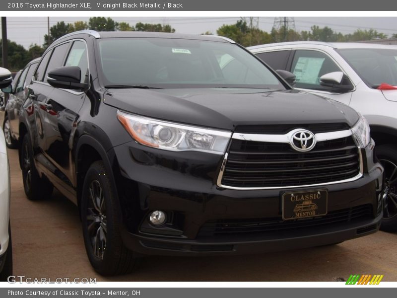 Midnight Black Metallic / Black 2016 Toyota Highlander XLE