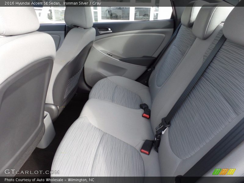 Ironman Silver / Gray 2016 Hyundai Accent SE Sedan