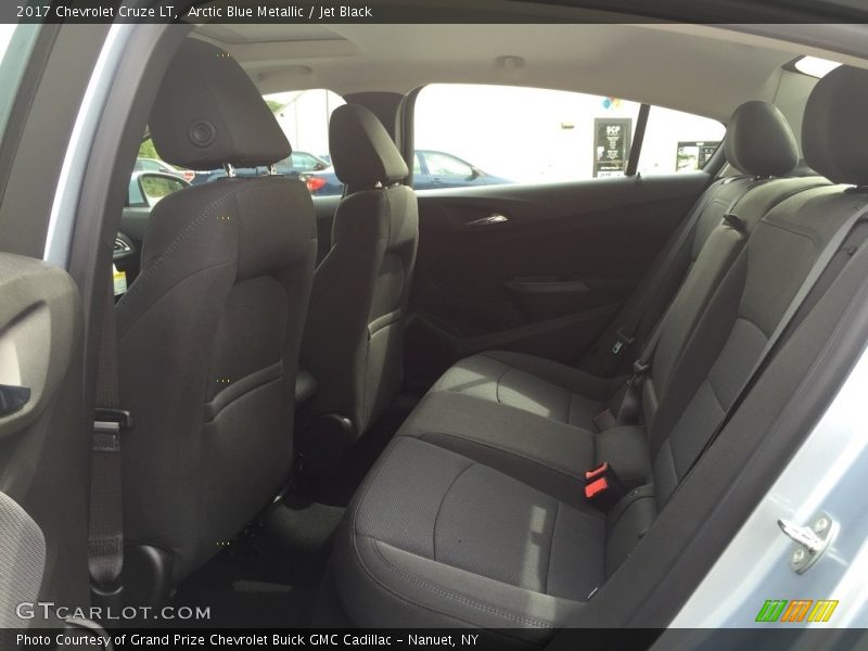 Arctic Blue Metallic / Jet Black 2017 Chevrolet Cruze LT