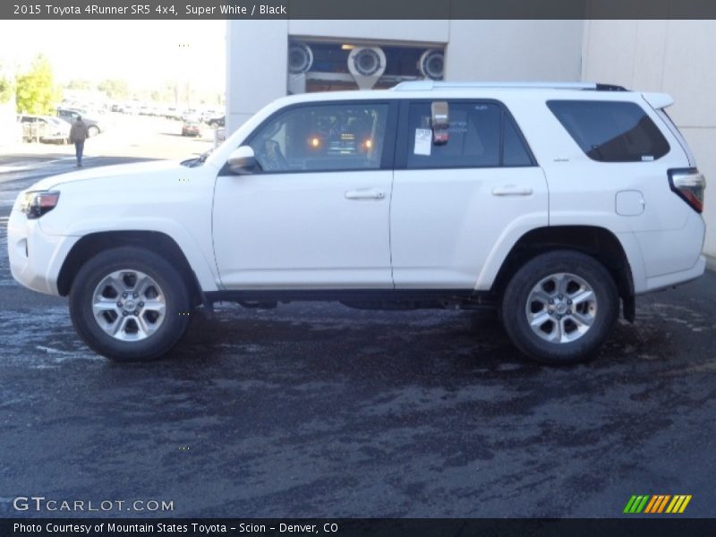 Super White / Black 2015 Toyota 4Runner SR5 4x4