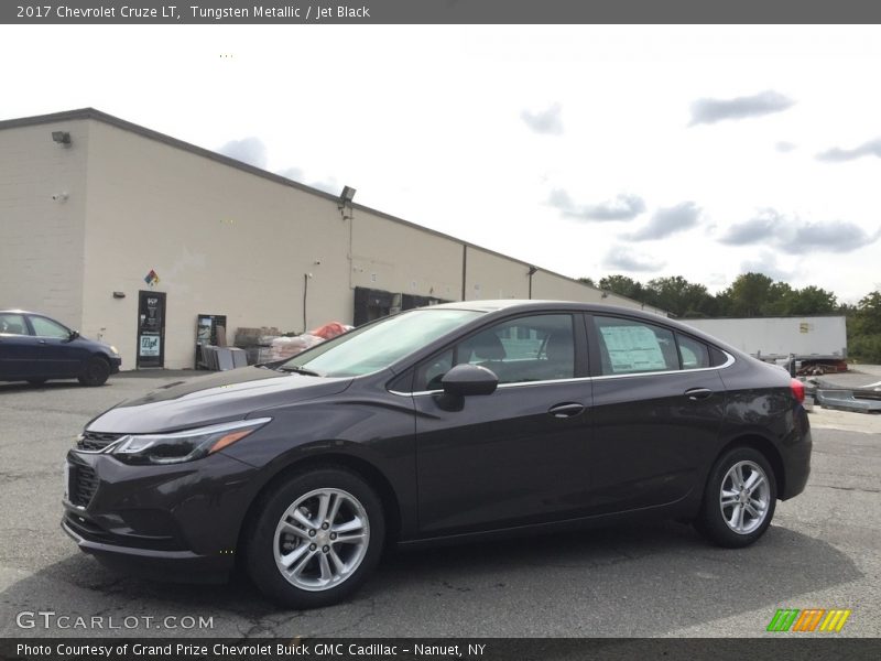 Tungsten Metallic / Jet Black 2017 Chevrolet Cruze LT