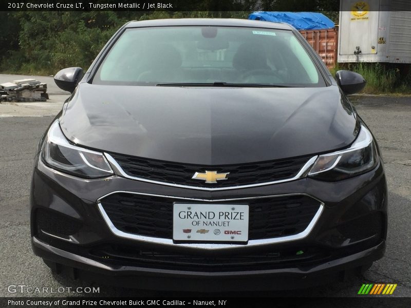 Tungsten Metallic / Jet Black 2017 Chevrolet Cruze LT