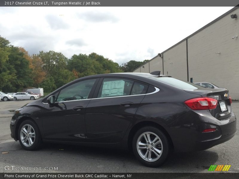 Tungsten Metallic / Jet Black 2017 Chevrolet Cruze LT