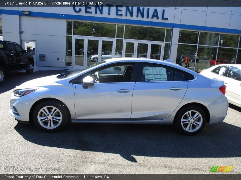 Arctic Blue Metallic / Jet Black 2017 Chevrolet Cruze LT