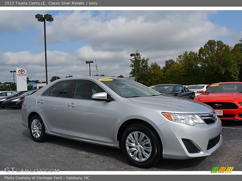 Classic Silver Metallic / Ivory 2013 Toyota Camry LE
