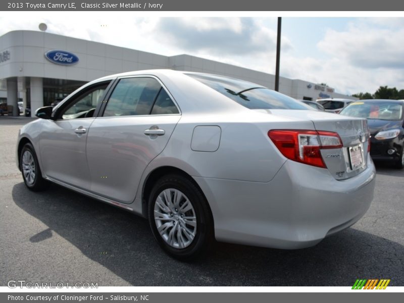 Classic Silver Metallic / Ivory 2013 Toyota Camry LE