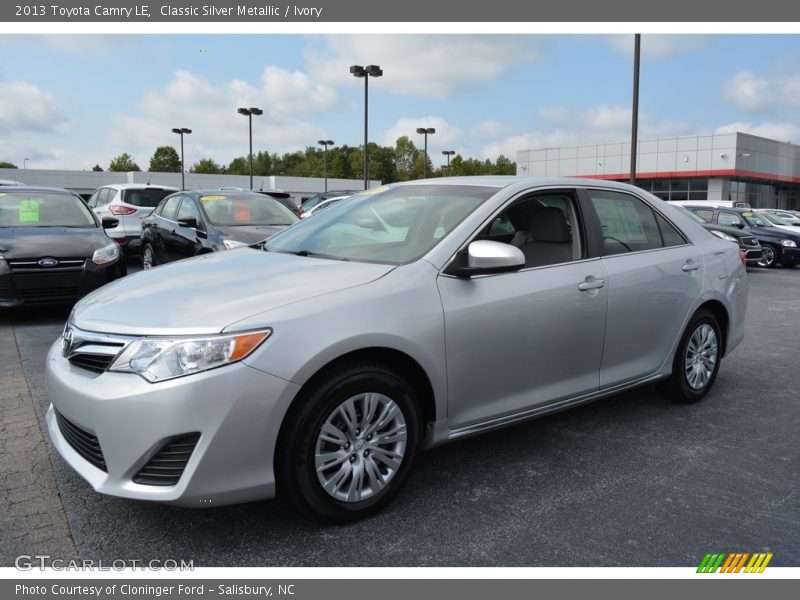 Classic Silver Metallic / Ivory 2013 Toyota Camry LE