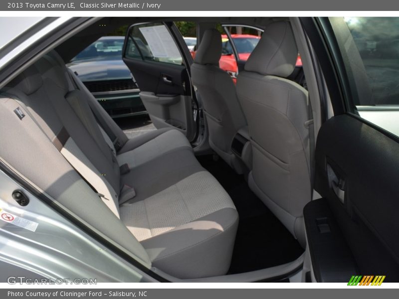 Classic Silver Metallic / Ivory 2013 Toyota Camry LE