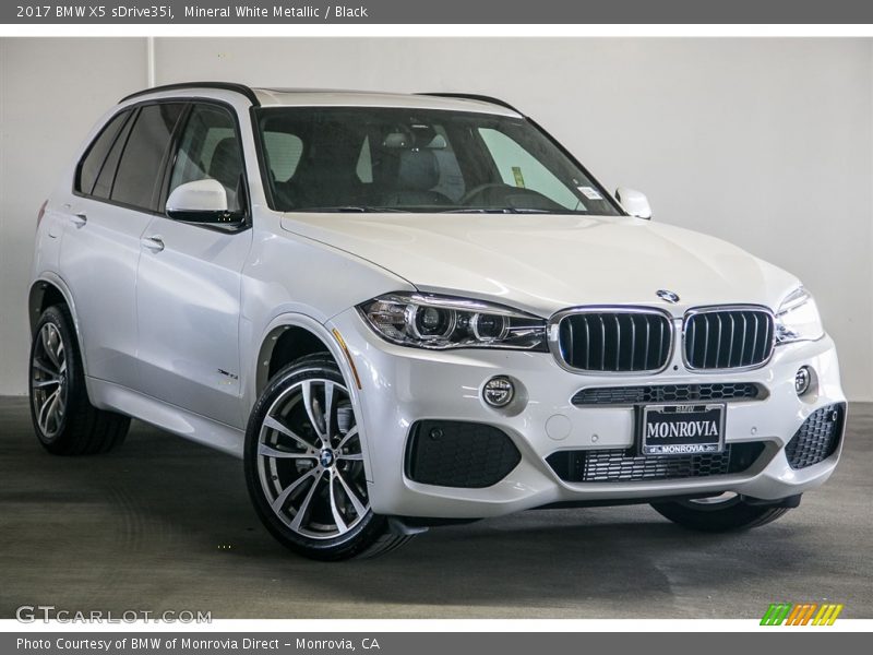 Mineral White Metallic / Black 2017 BMW X5 sDrive35i