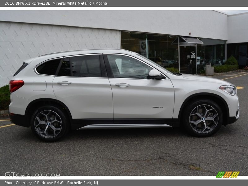 Mineral White Metallic / Mocha 2016 BMW X1 xDrive28i