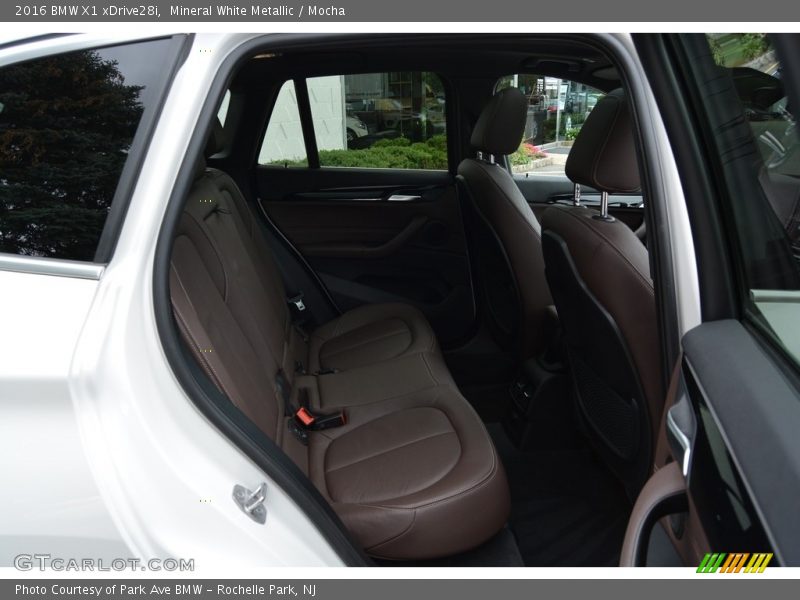 Mineral White Metallic / Mocha 2016 BMW X1 xDrive28i