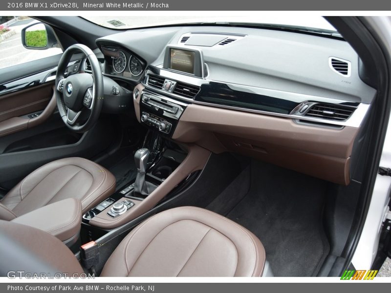 Mineral White Metallic / Mocha 2016 BMW X1 xDrive28i