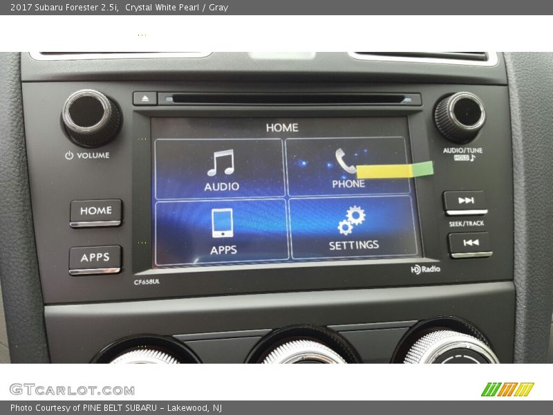 Crystal White Pearl / Gray 2017 Subaru Forester 2.5i