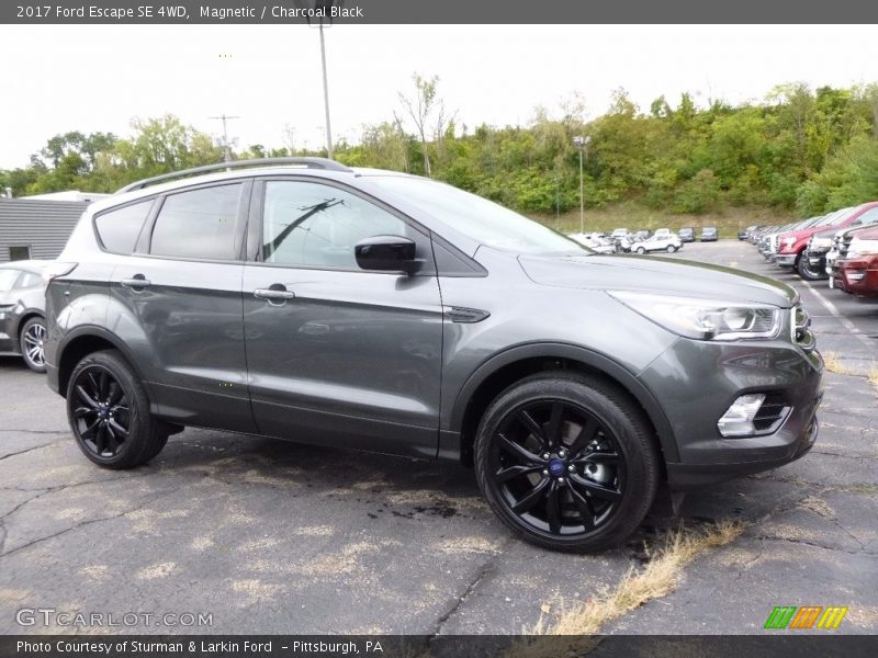 Magnetic / Charcoal Black 2017 Ford Escape SE 4WD