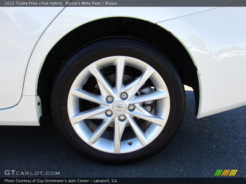 Blizzard White Pearl / Bisque 2013 Toyota Prius v Five Hybrid