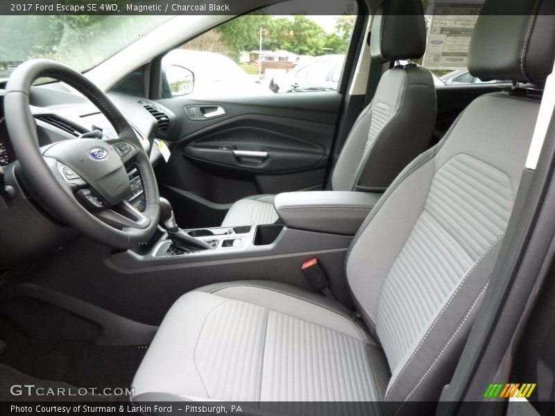 Magnetic / Charcoal Black 2017 Ford Escape SE 4WD