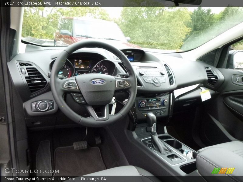 Magnetic / Charcoal Black 2017 Ford Escape SE 4WD