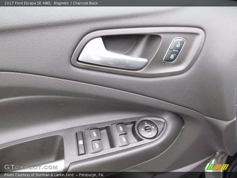 Magnetic / Charcoal Black 2017 Ford Escape SE 4WD